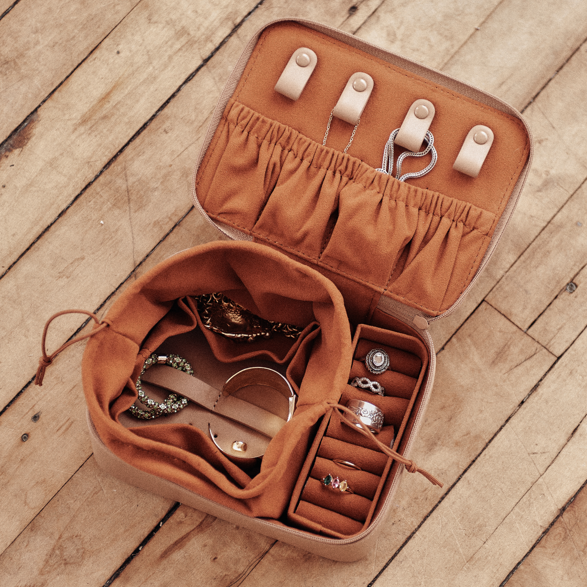 Image showing STATE Bags Auburn Jewelry Case Affogato with jewelry